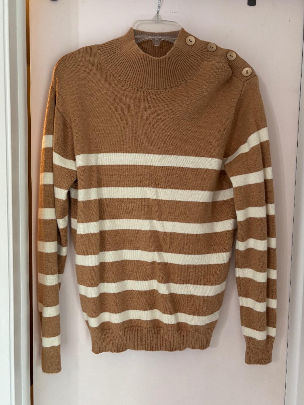 Women’s sweater